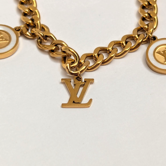 Pulsera LV Trébol de Mujer – Oro Laminado 18K