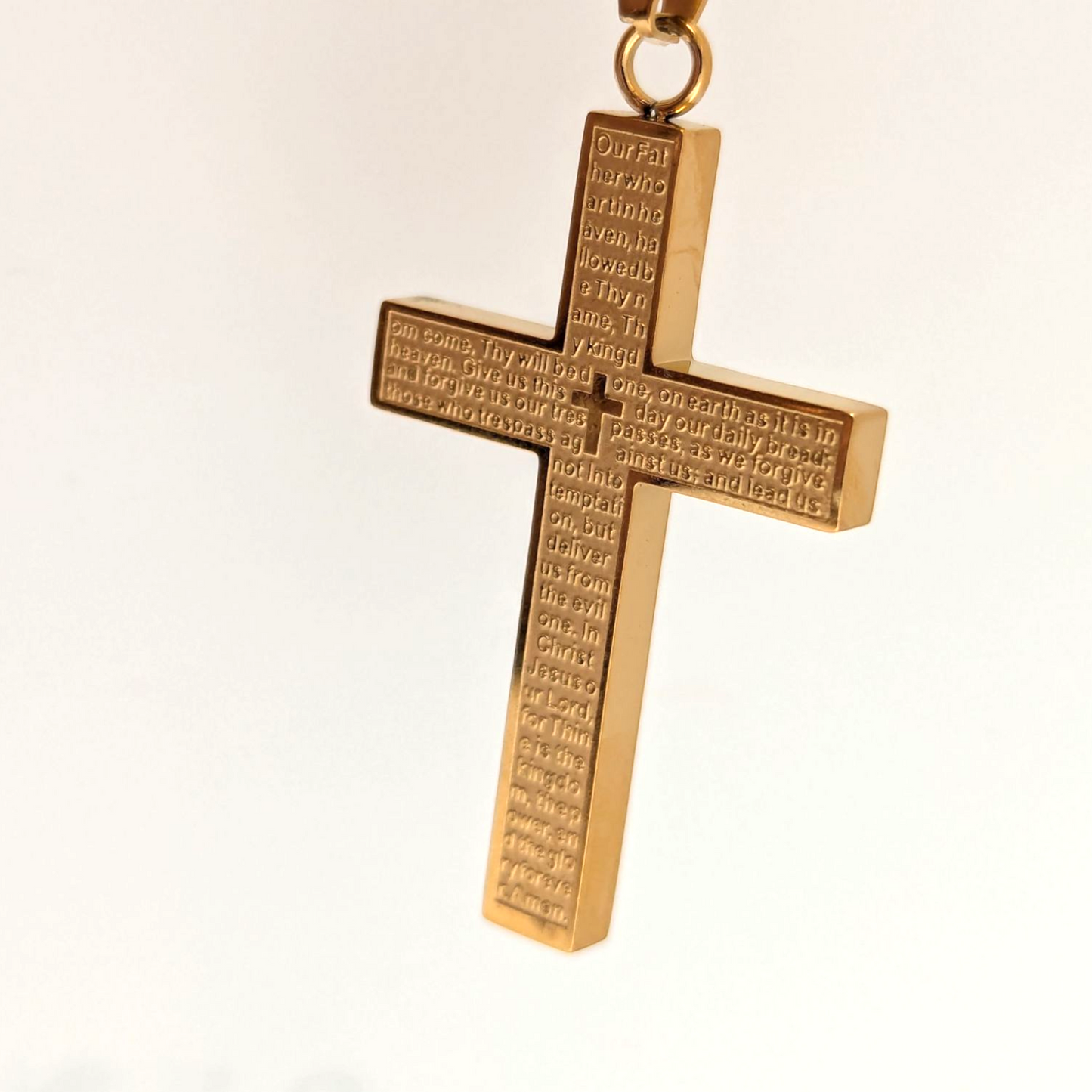 Dije Cruz Grabada en Oro Laminado 18K | 3cm /4.8 cm