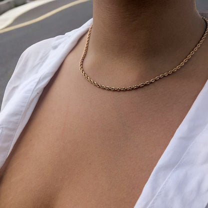 Cadena Rosa Trenzada