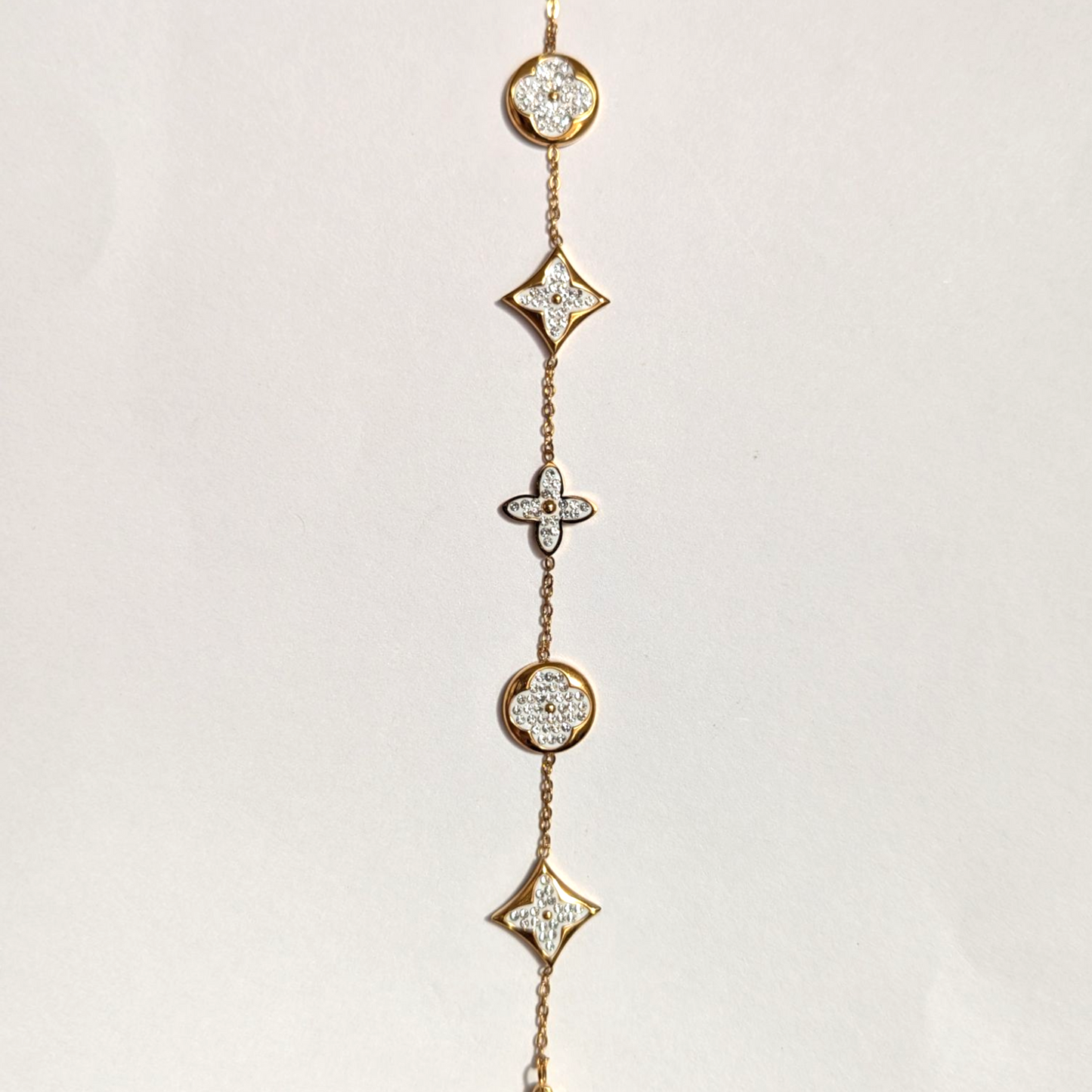 Pulsera Trébol en Oro Laminado 18K – Mujer