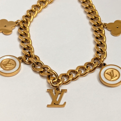 Pulsera LV Trébol de Mujer – Oro Laminado 18K