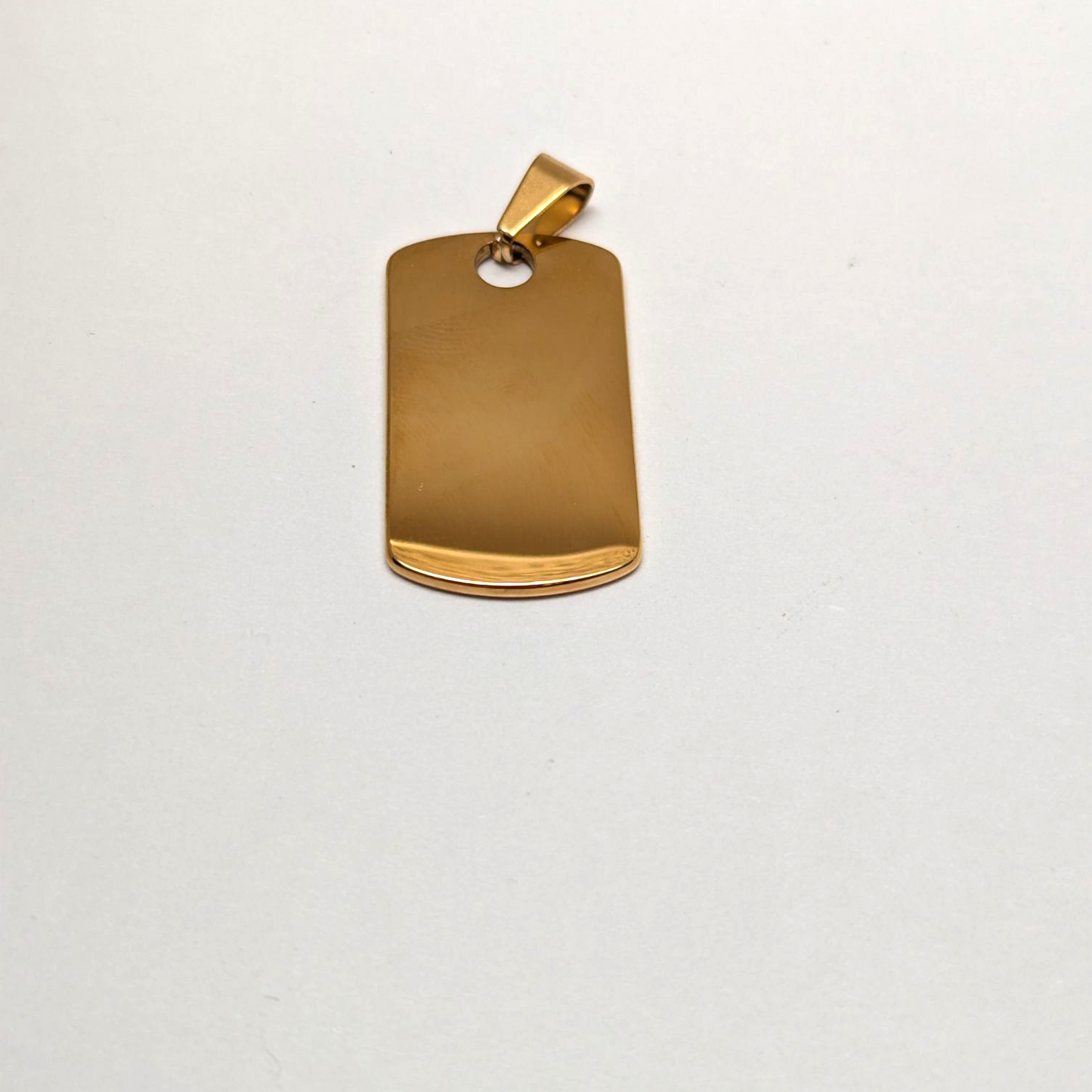 Dije Militar Grabable en Oro Laminado 18K – Hombre
